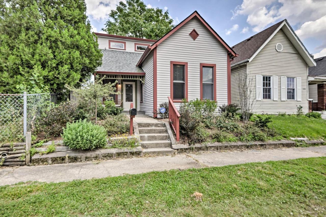 Updated Indianapolis Home, Walk To Lucas Oil! Екстериор снимка